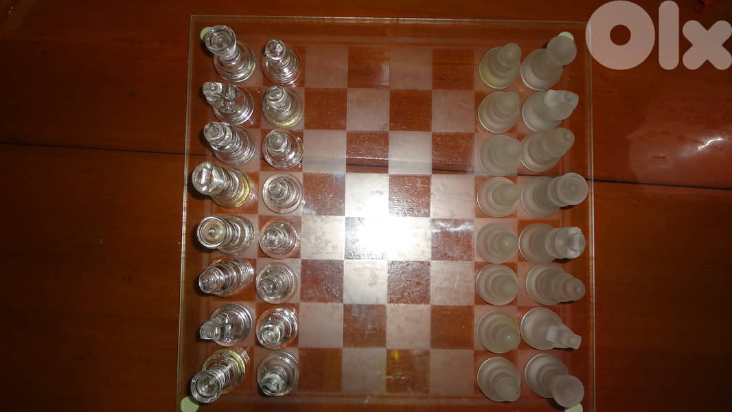 Glass chess size 30*30 cm 0