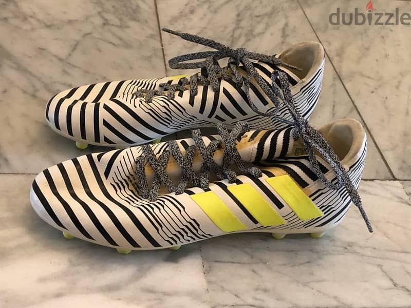 Brand New Football shoes Size 38 حزاء فوتبال اديداس اصلي جديد ٣٨ 0