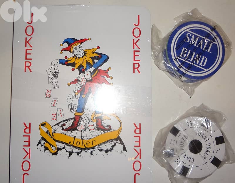 Gents club giant playing cards 28*21cm plus chips still new sealed 2