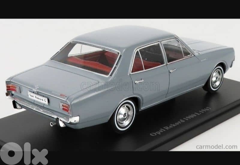 Opel Rekord 1900 (1967) diecast car model 1;24 2