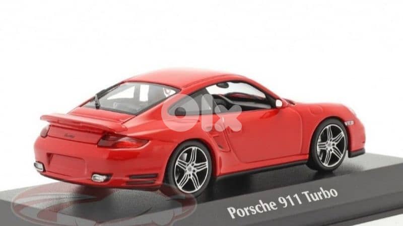 Porsche 911(997) Turbo 2006 diecast car model 1;43. 3