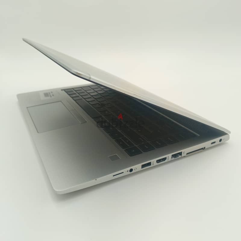 Almost New HP ELITEBOOK 840 G5 2