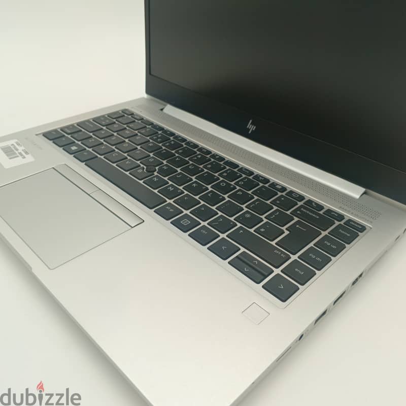 Almost New HP ELITEBOOK 840 G5 4