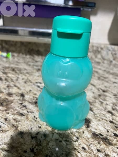 tupperware water bottle frog for kids 0