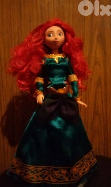 MERIDA -BRAVE DISNEY Pixar Great dressed doll. Articulated hands=25$ 4
