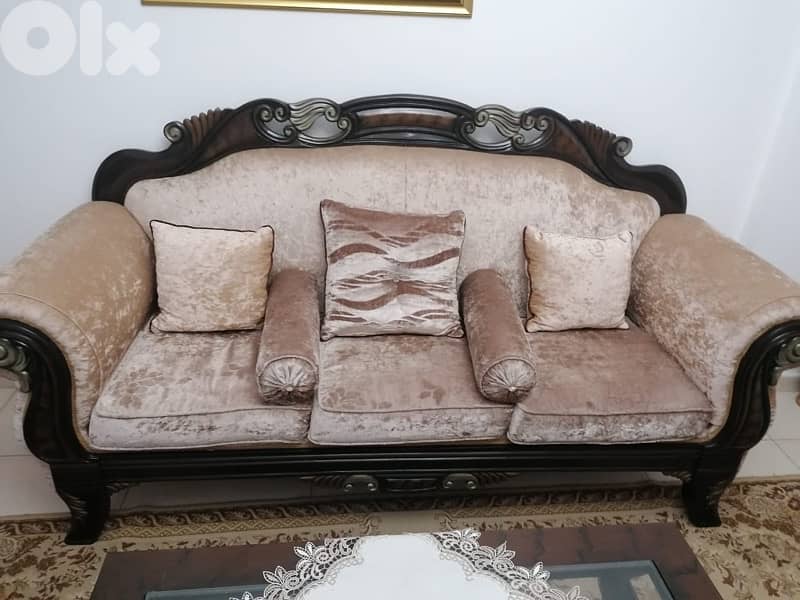 salon like new for sale 3