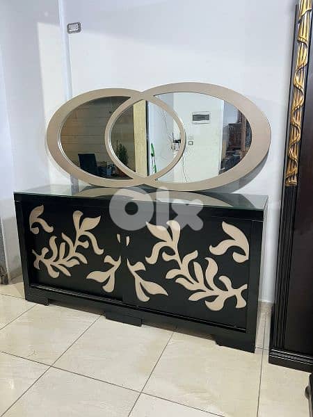 أوضة سفرة توصاية كتير مرتبة 0