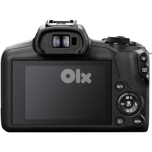 Canon EOS R100 Mirrorless Camera with 18-45mm Lens 2