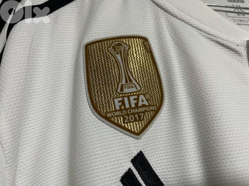 Real Madrid zineddine zidane special edition adidas full badge jersey 3