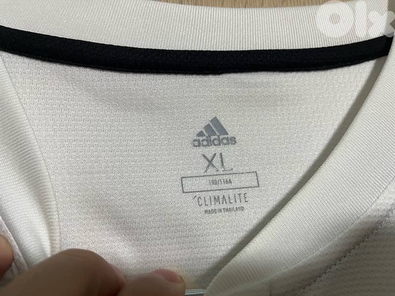 Real Madrid zineddine zidane special edition adidas full badge jersey 4