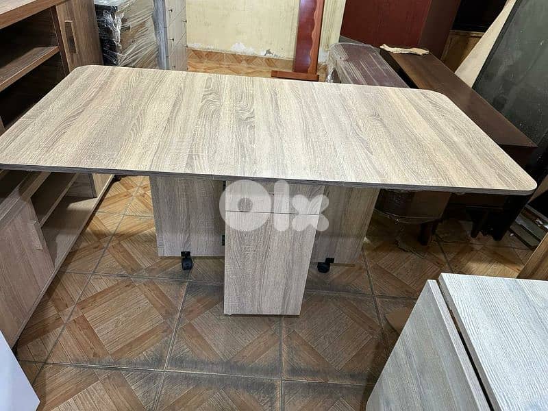 طاولة سفرة بتفتح وبتسكر بتصير 155 سم 0