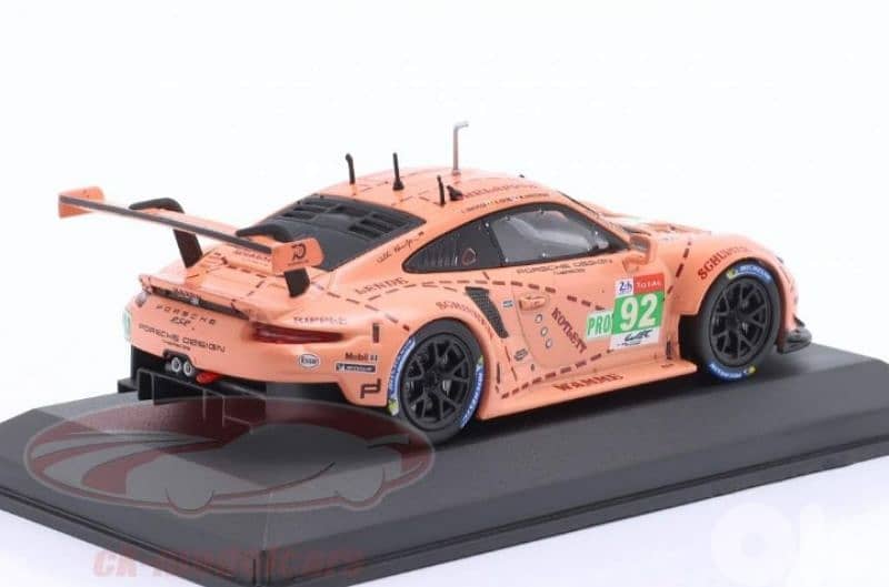 Porsche 911 RSR (2018) diecast car model 1;43. 3