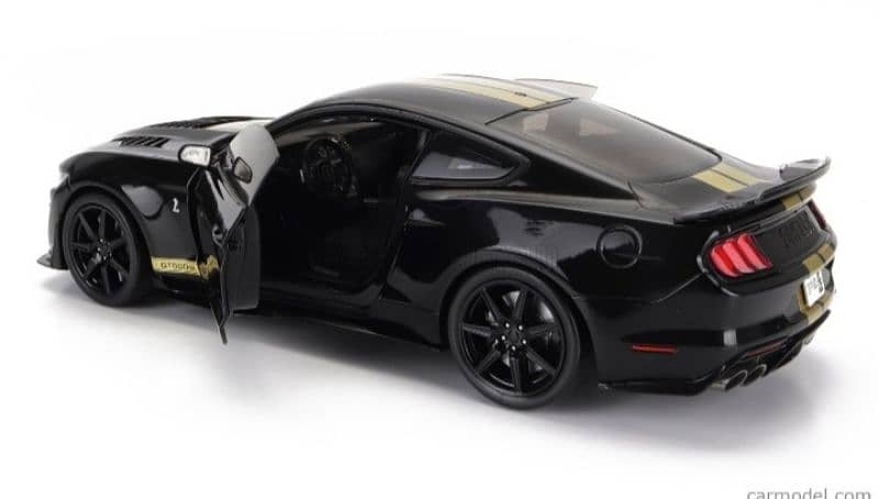 Ford Shelby Mustang GT500-H diecast car model 1;18 6