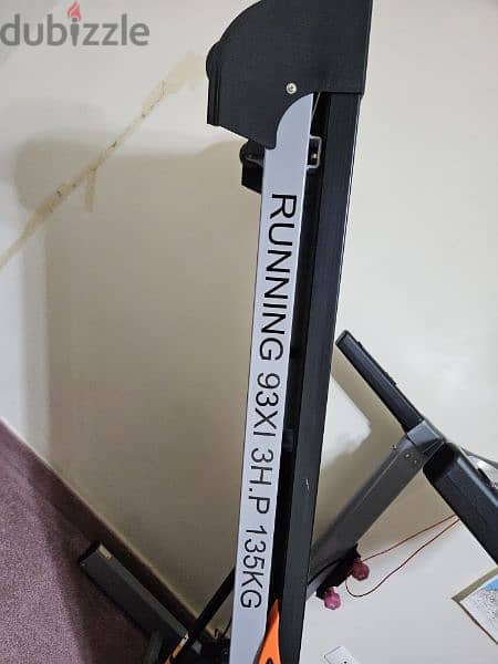 Treadmill 3HP 135kg 93XI 2