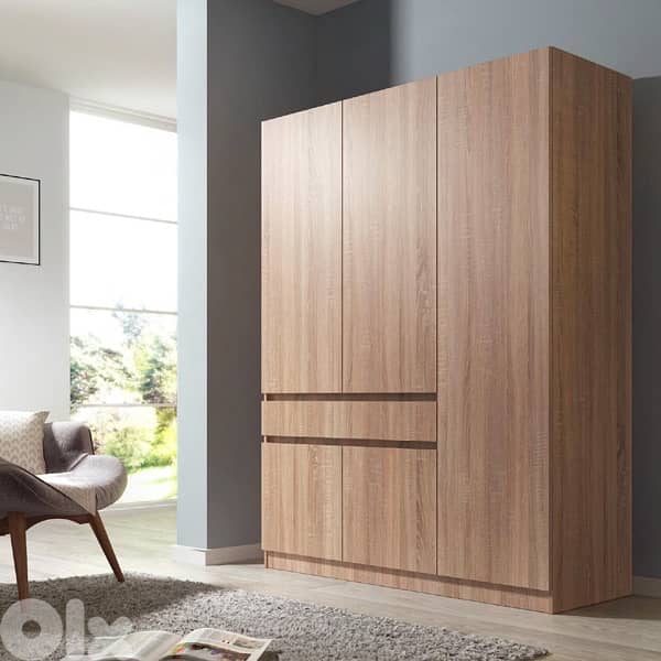 bedroom closet 0