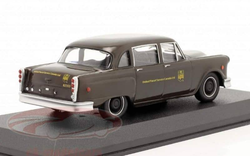Checker Taxi Cab 1975 (UPS postal) diecast car model 1;43 3