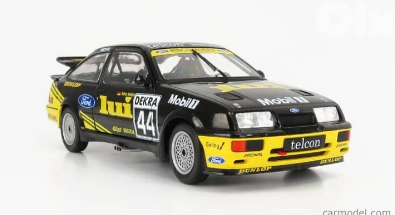 Ford Sierra RS 500 (1989) diecast car model 1;18 3