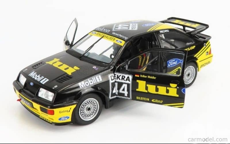 Ford Sierra RS 500 (1989) diecast car model 1;18 5
