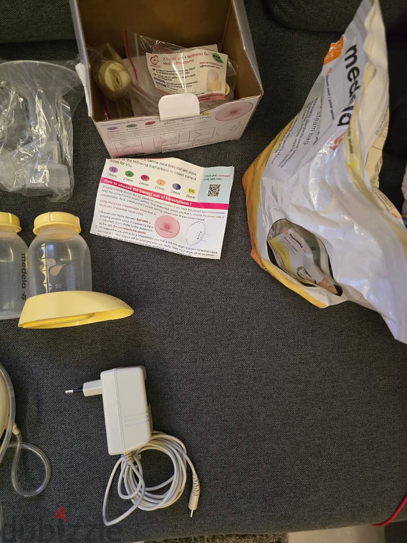 Medela Flex Wing one Breast Pump 2