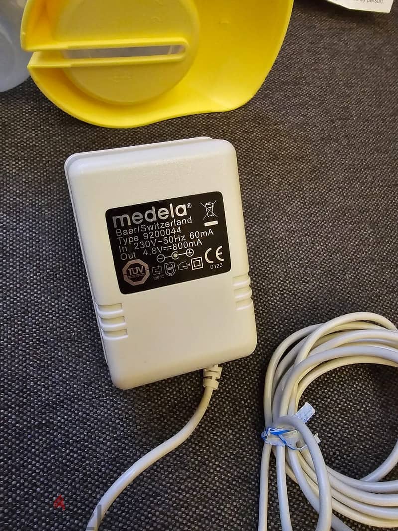 Medela Flex Wing one Breast Pump 6