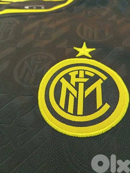 Inter Milan third Football Shirt 1
