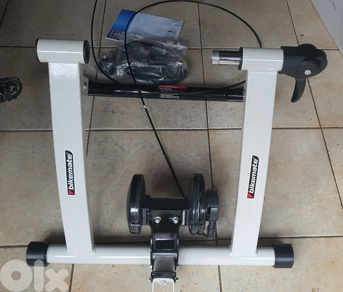 Magnetic bike home trainer 8 speed free delivery 0