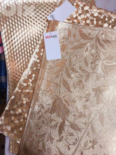 Golden Placemat - مفرش سفرة لتحت الصحن 1