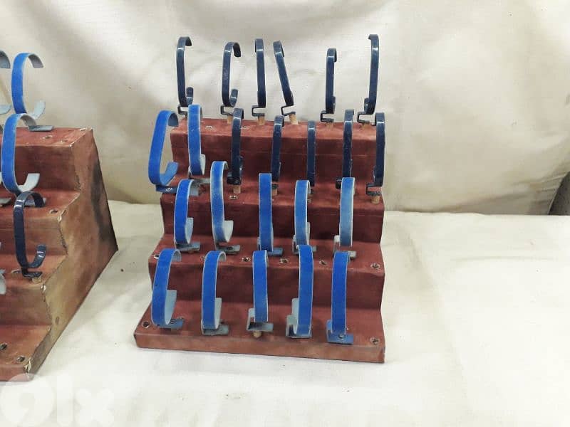 stand watches display 03032462 1