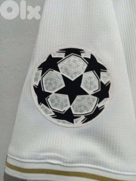 Real Madrid Cristiano Football Home 2019-20 4