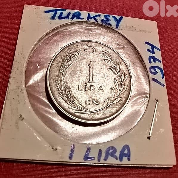 1974 Turkey Kamal Ataturk 1 Lira 2