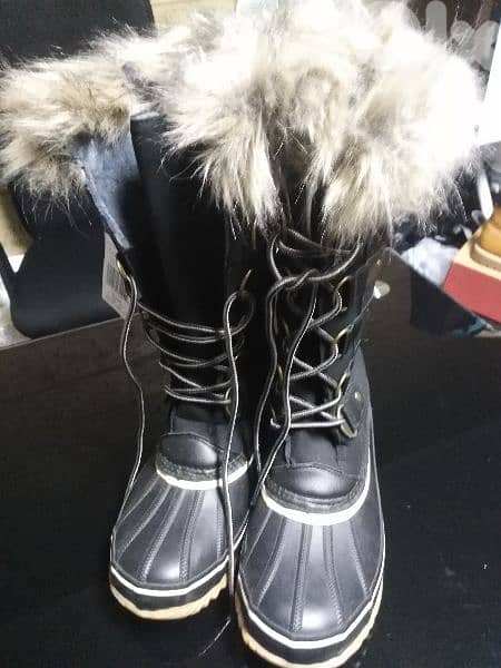 woman shoes size USA 10 - UK 8 - EUR 42 2