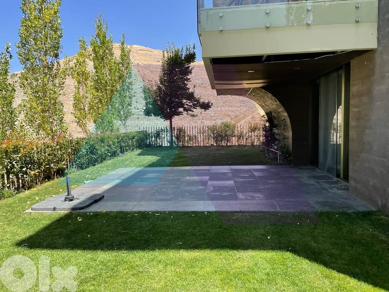 Luxurious furnished 650 m2 villa +pool and garden for sale in Faraya 0