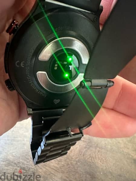 3 smart watches, wireless charger 0