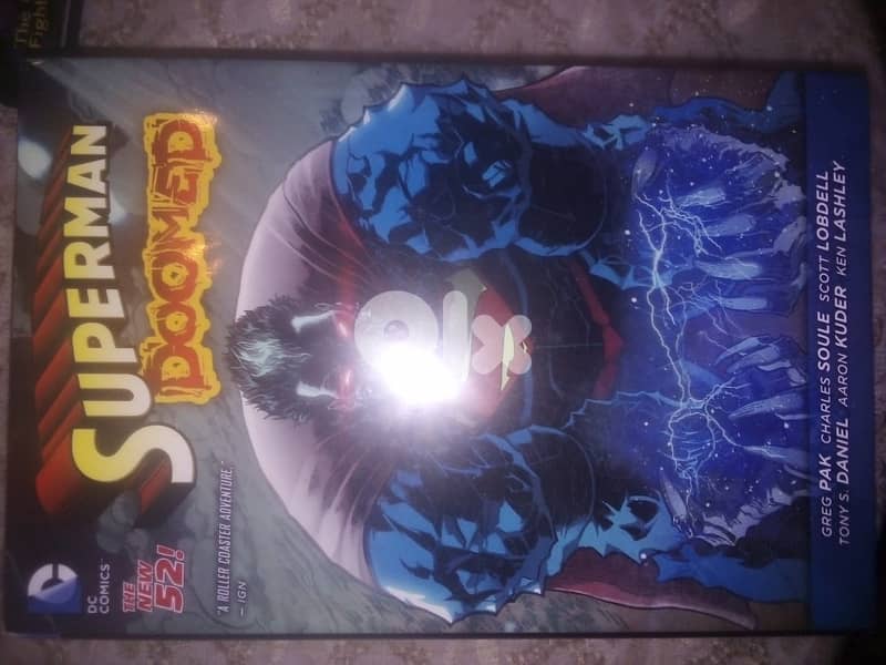 Marvel / DC universe comic books price start at 5$ 9