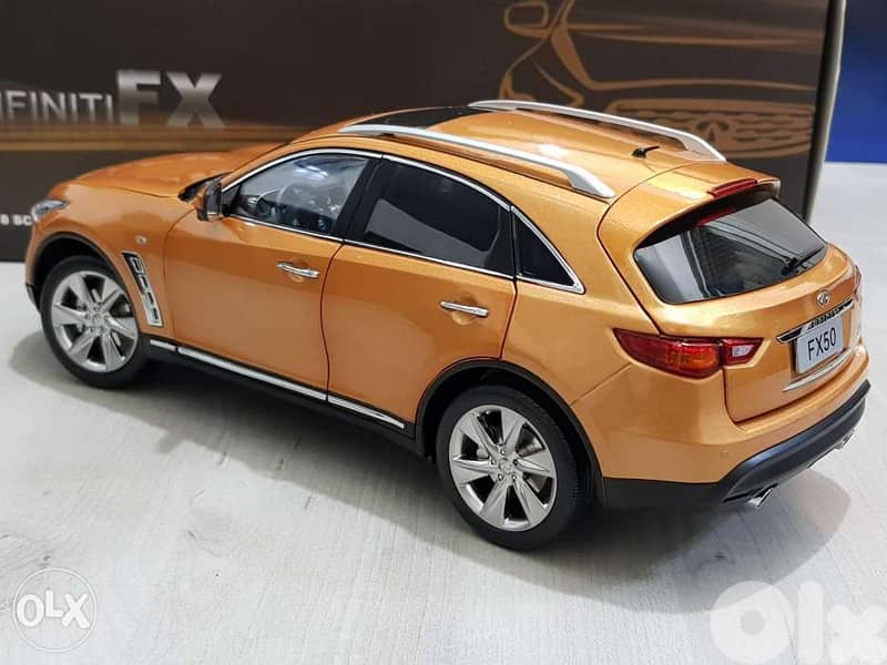1/18 Paudi Infinity FX 50 Diecast Model Car 3