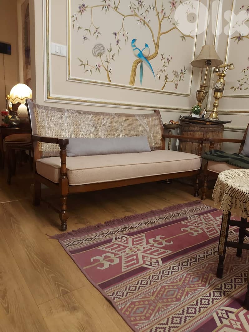 3 pieces salon for sale 0