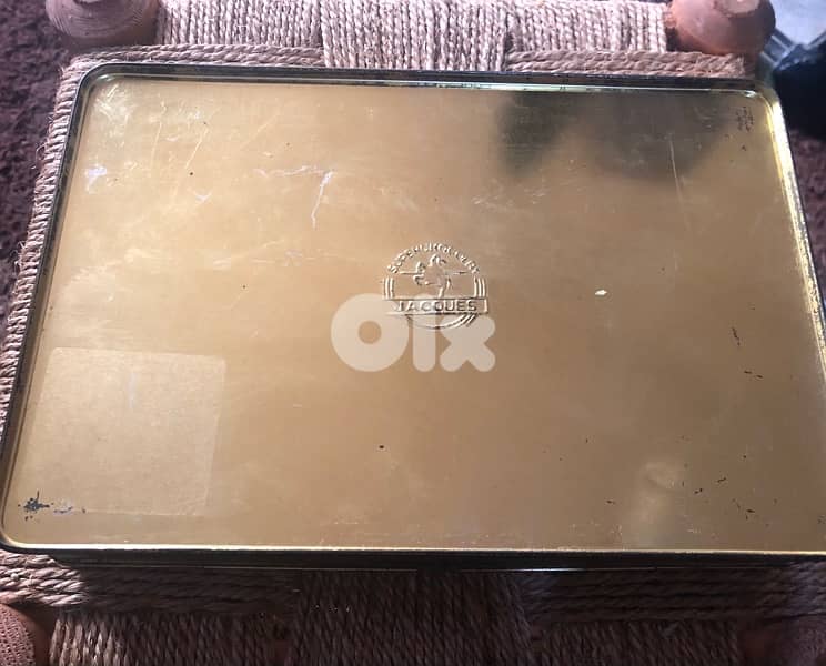 vintage 1960s tin box 4