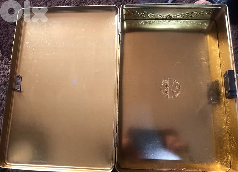 vintage 1960s tin box 5