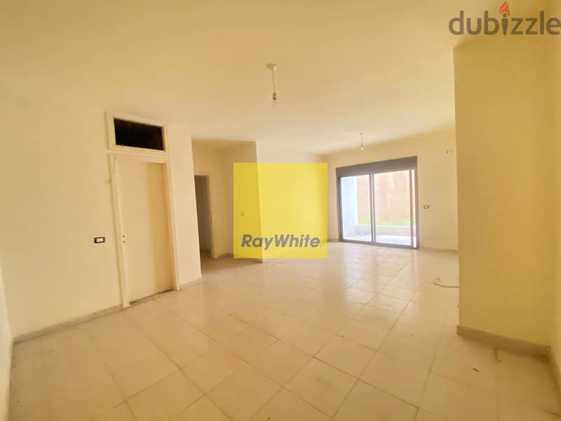Apartment with terrace for sale in Naqqacheشقة مع تراس للبيع في النقاش 0