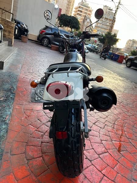 suzuki Van Van 200 cc 5