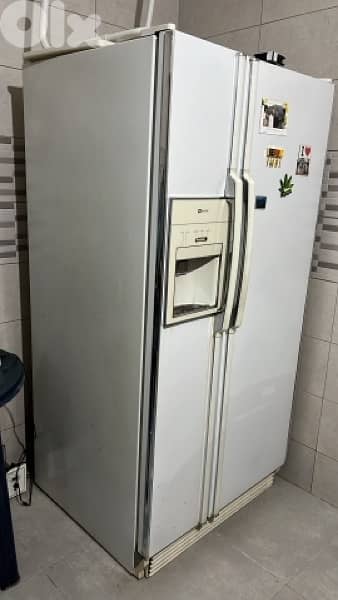 Maytag Fridge made in USA 0