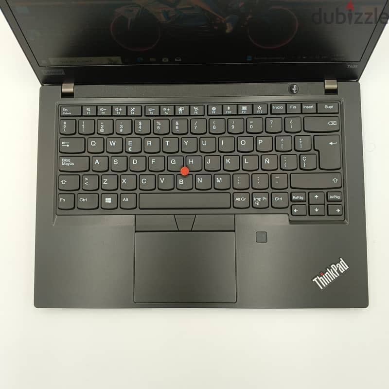 180 Used Laptop Lenovo Thinkpad T495 Ryzen 7 Pro 3700U 16GB A2000 VGA 8