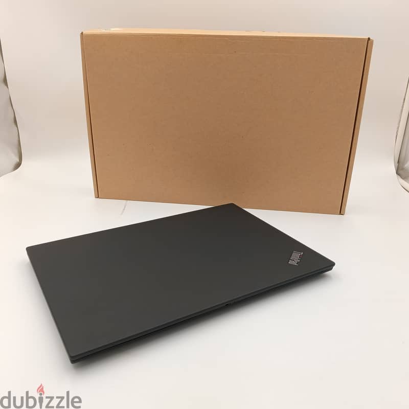 180 Used Laptop Lenovo Thinkpad T495 Ryzen 7 Pro 3700U 16GB A2000 VGA 10