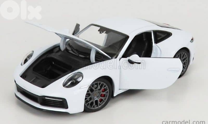 Porsche 911(992) Carrera 4S diecast car model 1;24 3