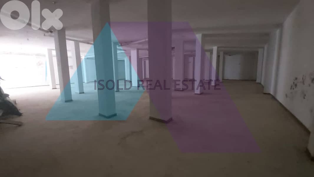 A 500 m2 warehouse for sale in Aoukar - مستودع للبيع في عوكر 0