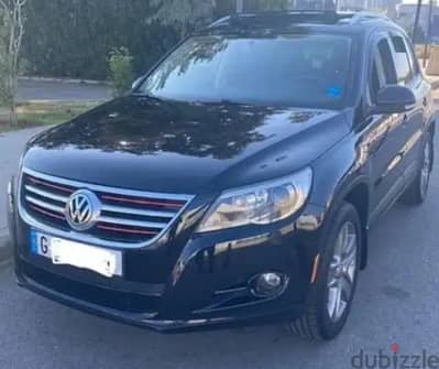 tiguan 2011,like new,3 keys