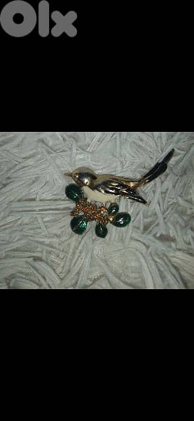 brooches vintage 1=7$ or 3= 15$ 1