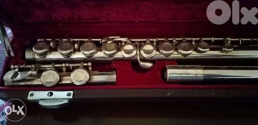 آلة موسيقية قديمة سعرها 250$ 1