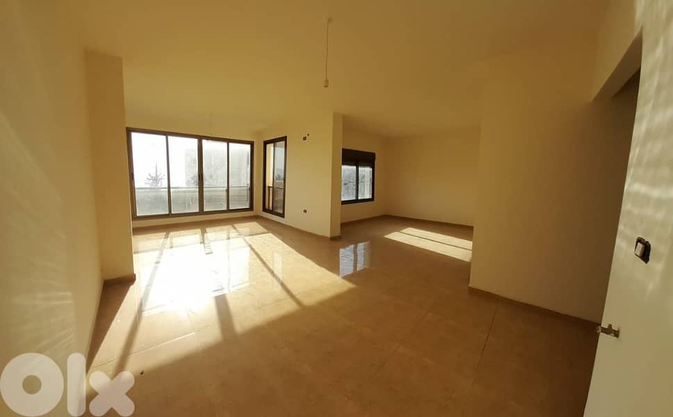 150 Sqm Apartment + Terrace For Sale in Sheileh شقة للبيع في سهيلة 0