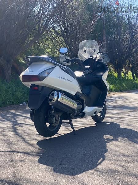 Honda Silverwing 600 3